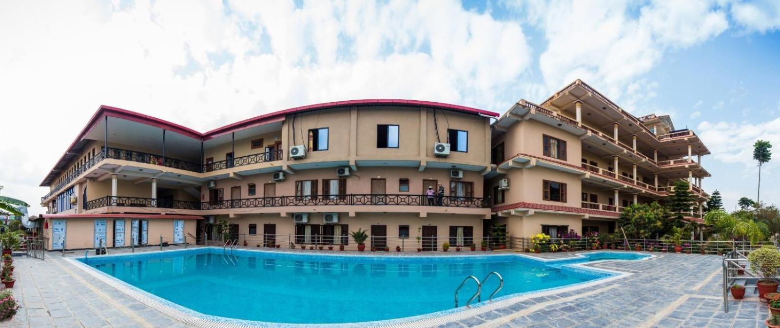 Hotel Royal Safari 치트완 외부 사진